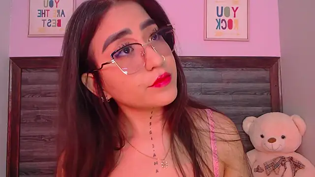 Snapshot of AdaaMillan chatting on January 10, 7:59 pm AdaaMillan online show from January 10, 7:59 pm