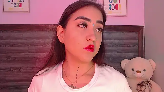 Snapshot of AdaaMillan chatting on January 13, 8:25 pm AdaaMillan online show from January 13, 8:25 pm