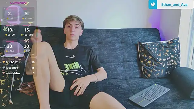 ethan and ava online show from November 14, 3:00 pm