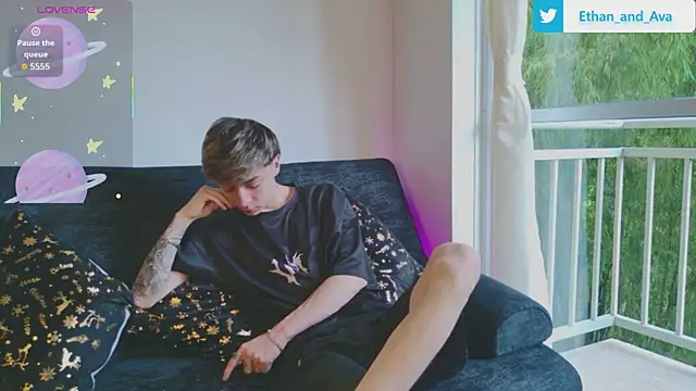 ethan and ava online show from November 20, 1:11 pm