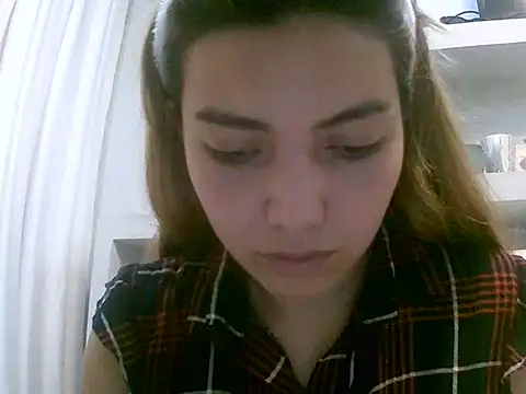 VittoriaTaylor online show from February 22, 9:02 pm