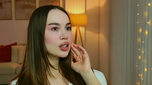 GoddessRoxana online show from December 16, 1:49 pm