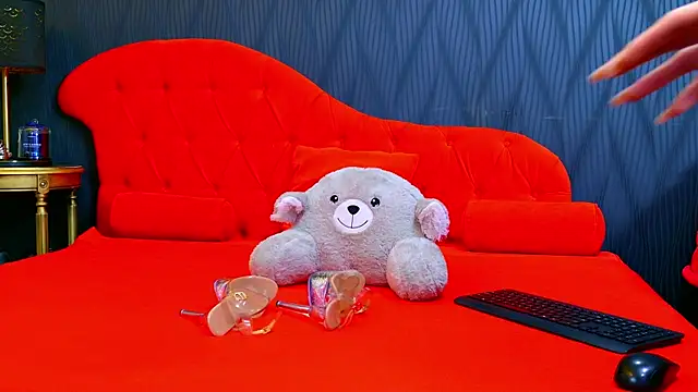 SelenaNoir online show from February 6, 5:03 am