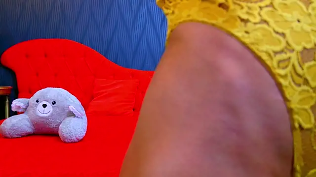 SelenaNoir online show from February 14, 5:19 am