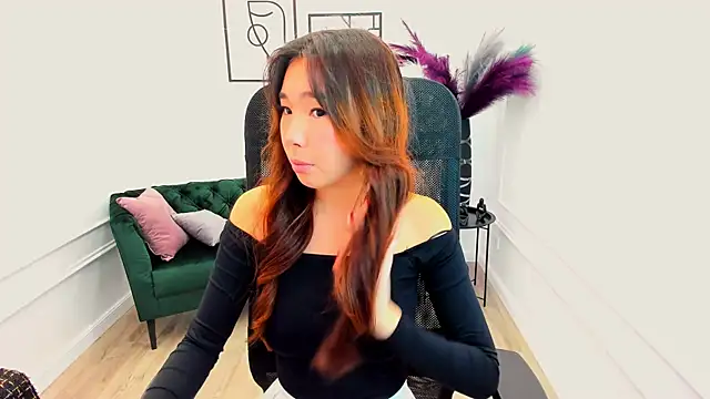 AnnaReyla online show from October 7, 11:18 am