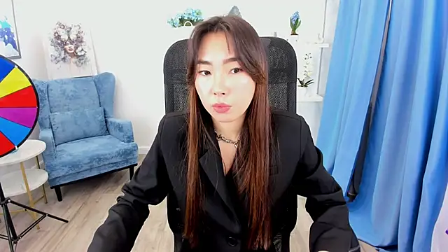 AnnaReyla online show from November 15, 11:18 am