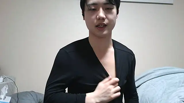 nunnun00 online show from March 19, 7:18 am