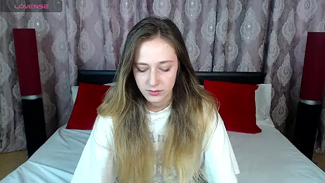 blondyriss online show from January 30, 6:46 am