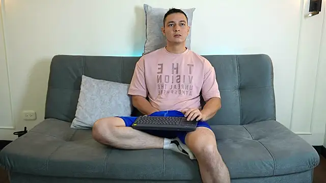 Cum hunters online show from January 16, 4:50 pm