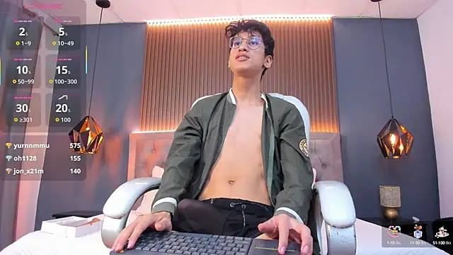 Cum hunters online show from September 25, 3:10 am