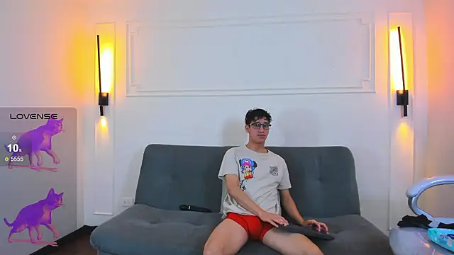 Snapshot of Cum_hunters chatting on March 11, 3:23 am Cum hunters online show from March 11, 3:23 am