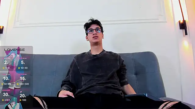 Snapshot of Cum_hunters chatting on March 30, 3:18 am Cum hunters online show from March 30, 3:18 am