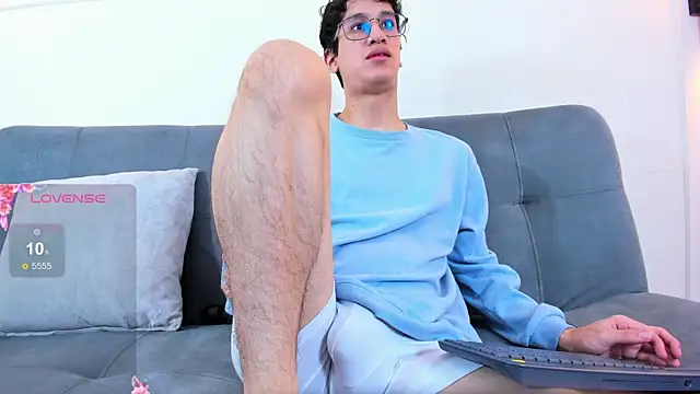 Cum hunters online show from May 9, 3:23 am