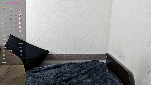 Snapshot of Browni_Kiss chatting on January 26, 8:46 am Browni Kiss online show from January 26, 8:46 am