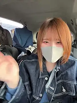 Snapshot of hirohiro_chan chatting on February 15, 7:05 am hirohiro chan online show from February 15, 7:05 am