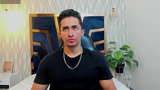 Snapshot of Brad_Summer chatting on January 26, 2:19 pm Brad Summer online show from January 26, 2:19 pm