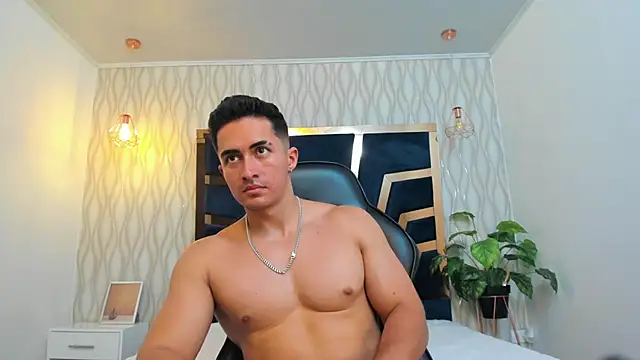 Snapshot of Brad_Summer chatting on January 28, 8:26 pm Brad Summer online show from January 28, 8:26 pm