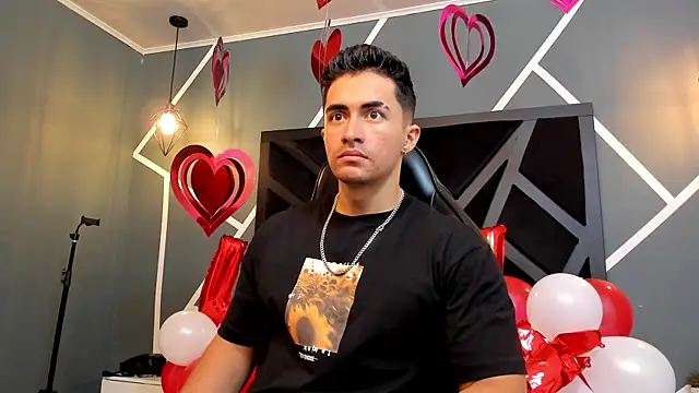 Snapshot of Brad_Summer chatting on February 15, 5:28 pm Brad Summer online show from February 15, 5:28 pm