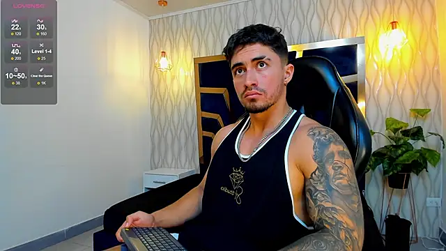 Snapshot of Brad_Summer chatting on September 20, 5:58 pm Brad Summer online show from September 20, 5:58 pm