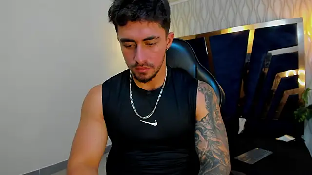 Snapshot of Brad_Summer chatting on September 25, 5:27 pm Brad Summer online show from September 25, 5:27 pm