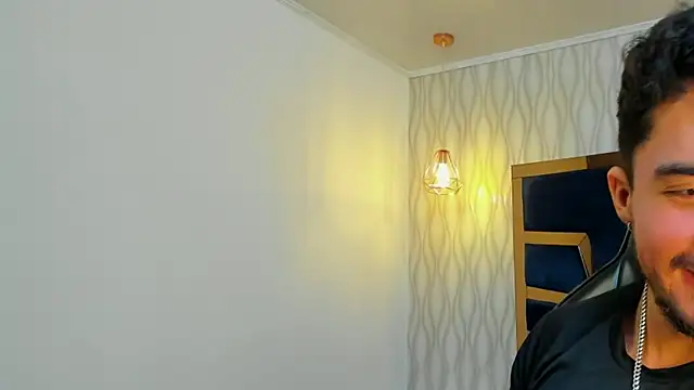 Snapshot of Brad_Summer chatting on October 9, 5:22 pm Brad Summer online show from October 9, 5:22 pm