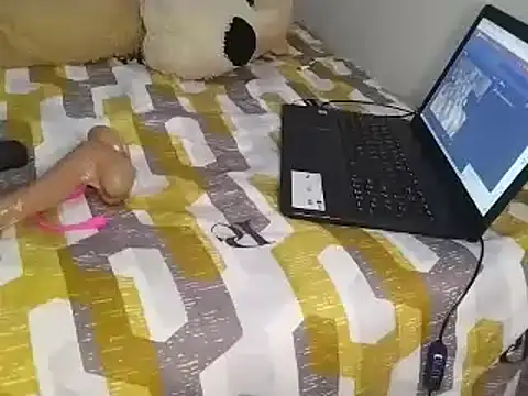 Snapshot of Chandy012 chatting on November 26, 2:07 pm Chandy012 online show from November 26, 2:07 pm