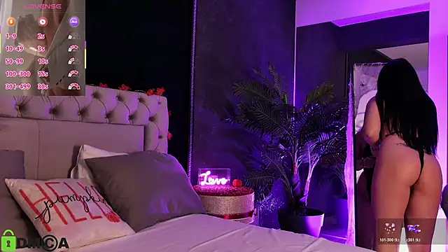 Snapshot of ClaraShine chatting on November 2, 5:10 am ClaraShine online show from November 2, 5:10 am