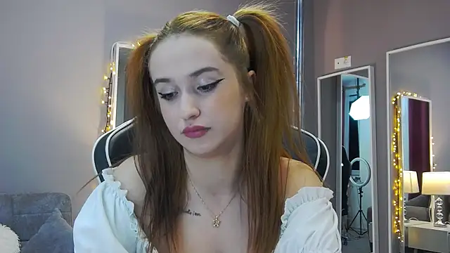 Snapshot of Eva_Lovvia_ chatting on January 21, 9:25 pm Eva Lovvia online show from January 21, 9:25 pm