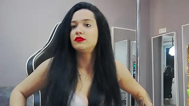 Snapshot of Eva_Lovvia_ chatting on January 27, 9:11 pm Eva Lovvia online show from January 27, 9:11 pm