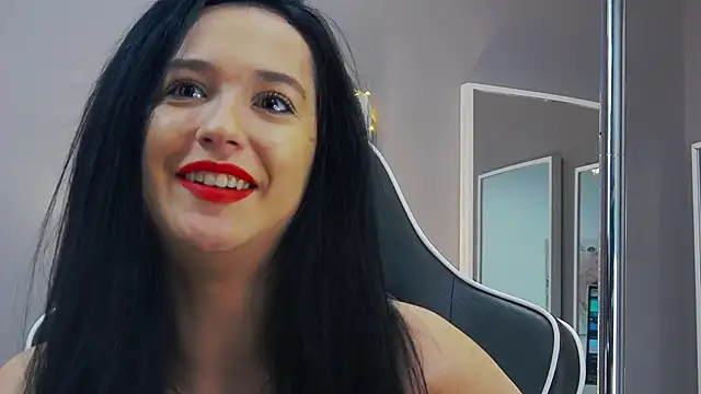 Snapshot of Eva_Lovvia_ chatting on January 28, 12:15 am Eva Lovvia online show from January 28, 12:15 am