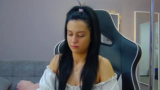 Snapshot of Eva_Lovvia_ chatting on January 31, 12:28 am Eva Lovvia online show from January 31, 12:28 am