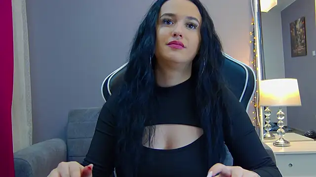 Snapshot of Eva_Lovvia_ chatting on February 25, 10:39 pm Eva Lovvia online show from February 25, 10:39 pm