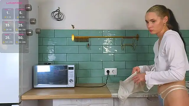 too sexxxy online show from January 27, 1:16 am