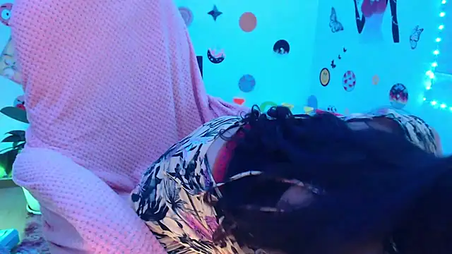 Snapshot of samy_love35 chatting on March 11, 9:56 am samy love35 online show from March 11, 9:56 am