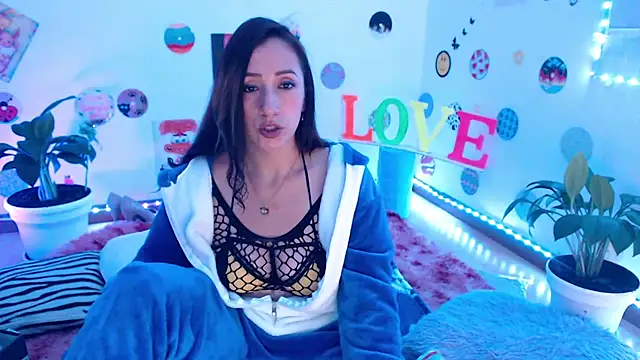 Snapshot of samy_love35 chatting on March 20, 8:42 am samy love35 online show from March 20, 8:42 am