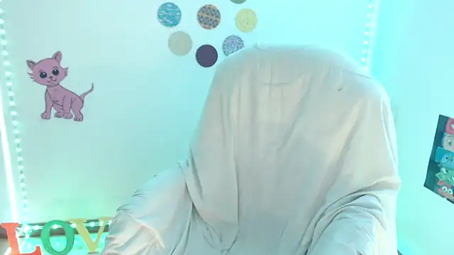 Snapshot of samy_love35 chatting on February 2, 2:10 am samy love35 online show from February 2, 2:10 am