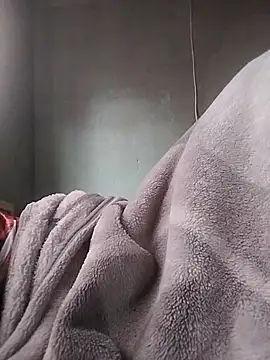 Snapshot of LaneYam chatting on March 8, 8:07 am LaneYam online show from March 8, 8:07 am