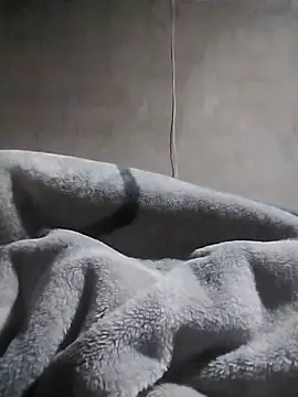 Snapshot of LaneYam chatting on March 9, 10:25 pm LaneYam online show from March 9, 10:25 pm