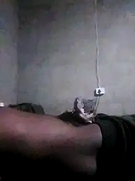 Snapshot of LaneYam chatting on March 20, 6:35 pm LaneYam online show from March 20, 6:35 pm