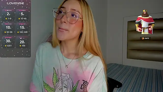 Snapshot of Princess_tokyo chatting on December 15, 7:51 pm Princess tokyo online show from December 15, 7:51 pm