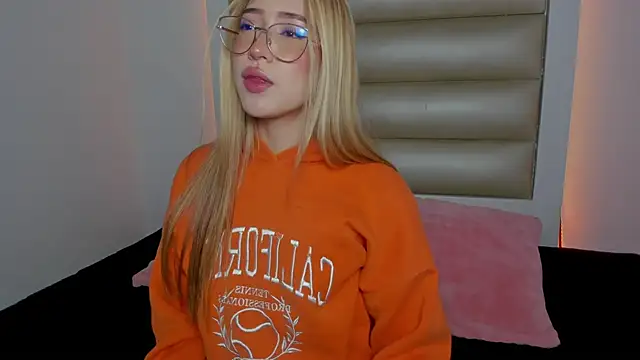 Snapshot of Princess_tokyo chatting on January 12, 7:41 pm Princess tokyo online show from January 12, 7:41 pm