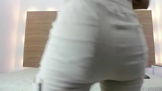 LucyCanel online show from February 27, 2:10 pm