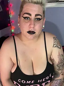 MistressMizfit online show from January 19, 6:21 pm