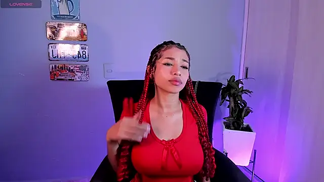 Curly915 online show from February 11, 2:03 am