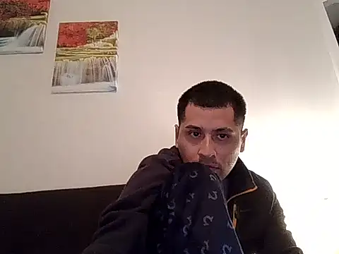 PerroDemonioHot online show from April 2, 3:04 am