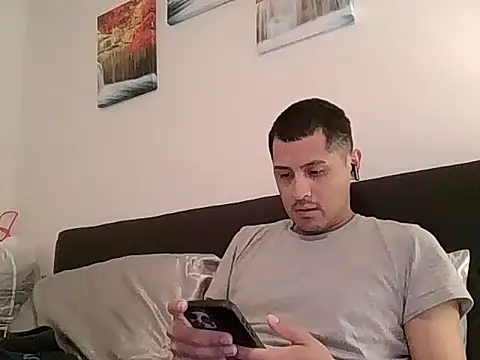 PerroDemonioHot online show from April 3, 1:58 am