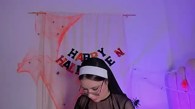 Marianagarcia01 online show from November 2, 11:40 pm