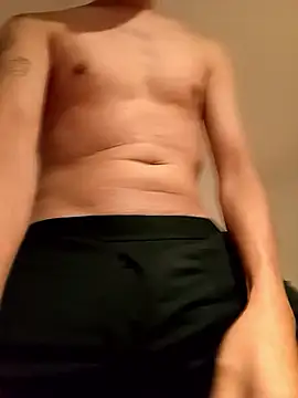 Snapshot of boyvergon chatting on November 19, 4:07 pm boyvergon online show from November 19, 4:07 pm