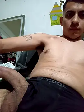 Snapshot of boyvergon chatting on March 15, 1:00 am boyvergon online show from March 15, 1:00 am