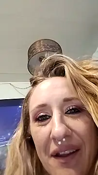 hunybunz69 online show from March 17, 3:14 am